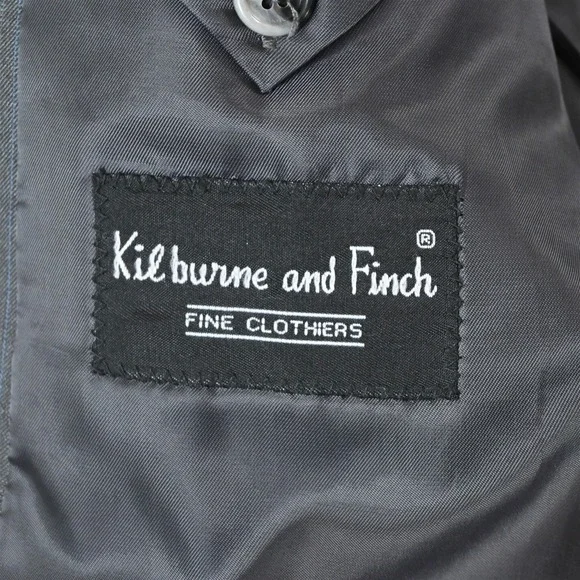 Kilburne & Fitch 48L 42x32 Gray Striped Mens Jacket Pants Suit